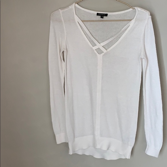 Criss Cross Sweater - Picture 1 of 4